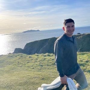 Meet your Posher, Aaron